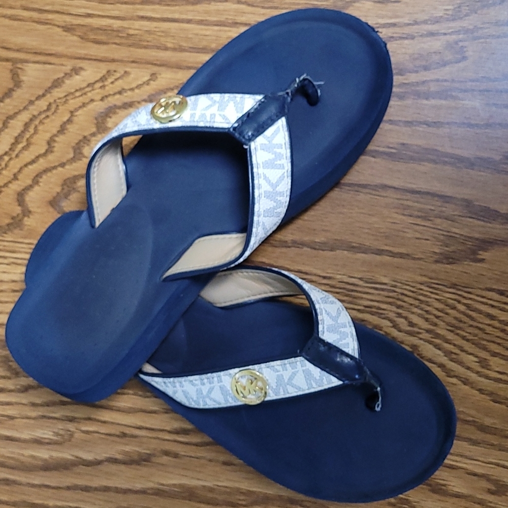 Michael Kors Flip Flops Size 8 - MAKE OFFER